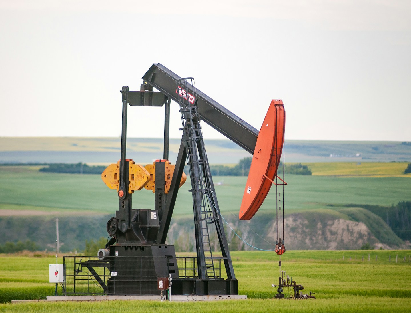 Oil & Energy